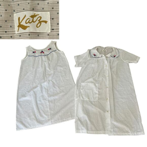Vintage White Polka Dot Nightgown and Robe Set / Size Small - - Picture 1 of 5